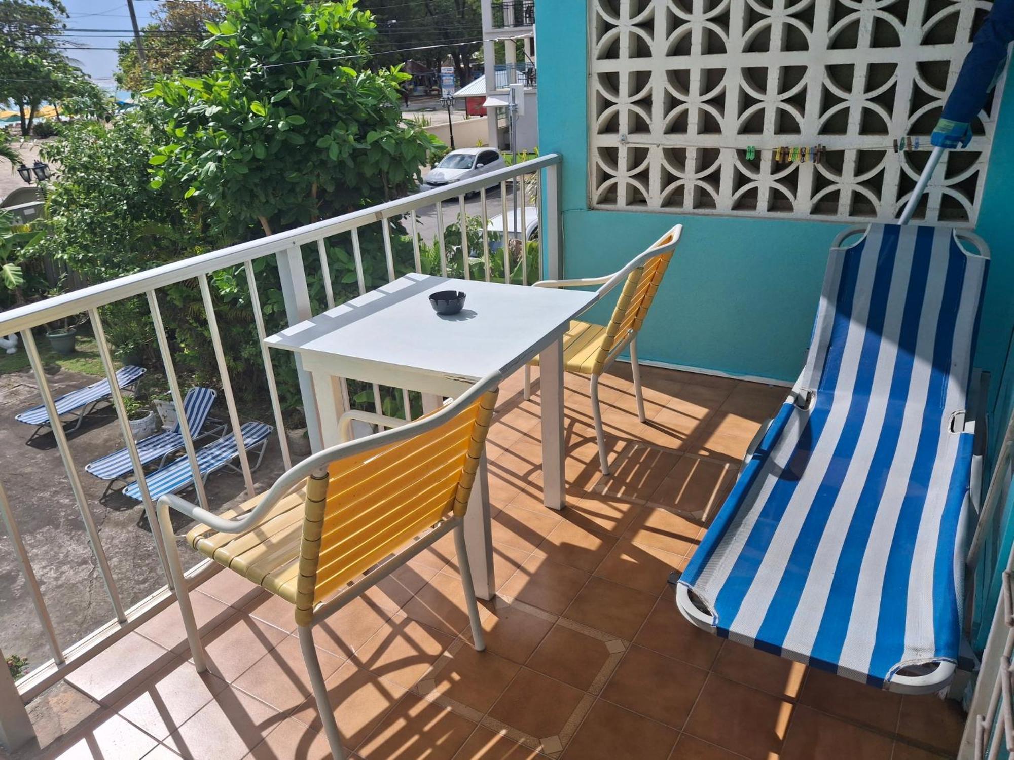 Ocean View Apartments Bridgetown Zewnętrze zdjęcie
