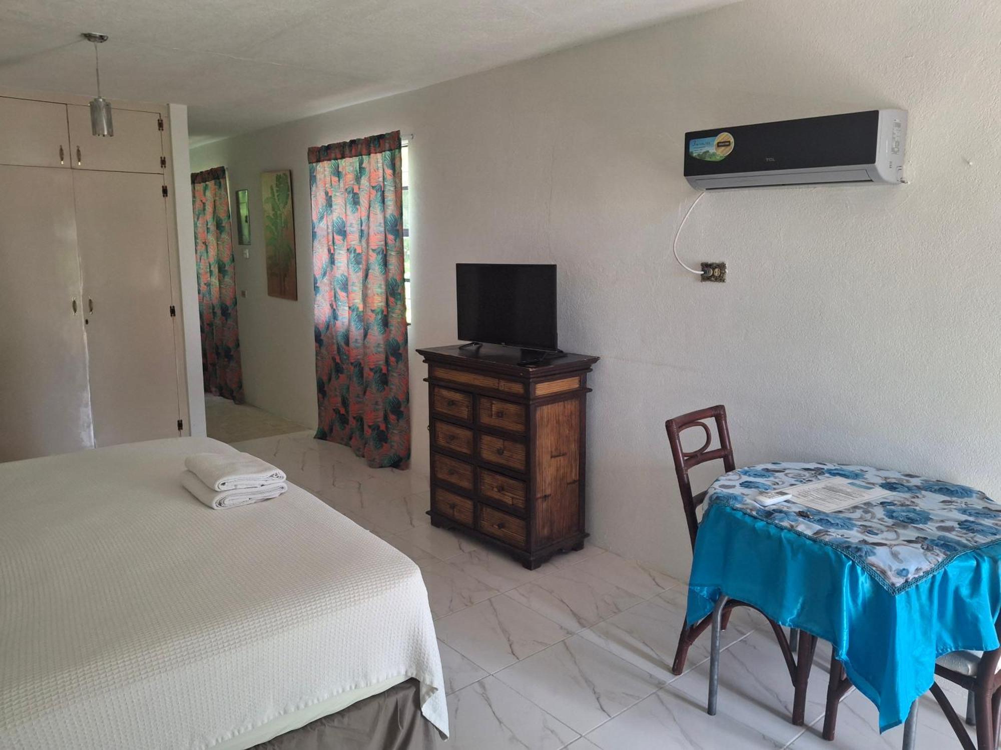 Ocean View Apartments Bridgetown Zewnętrze zdjęcie